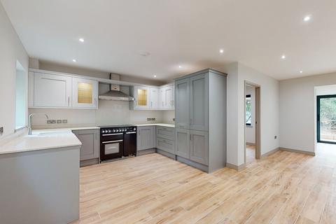 4 bedroom semi-detached house for sale, Old Vicarage Gardens, Sunny Hill, Bruton, Somerset