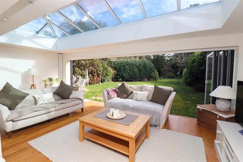 4 bedroom detached bungalow for sale, Basingbourne Road, Fleet GU52