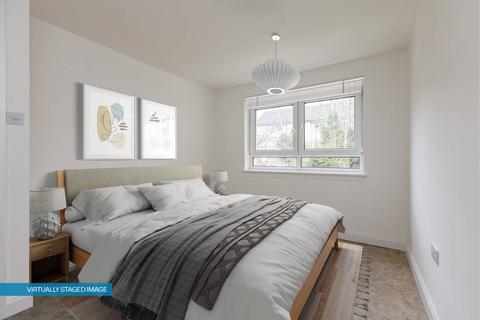 16/2 Firrhill Drive, Edinburgh, EH13 9ET