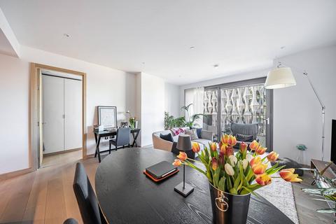 1 bedroom flat for sale, Embassy Gardens, Nine Elms, London, SW11