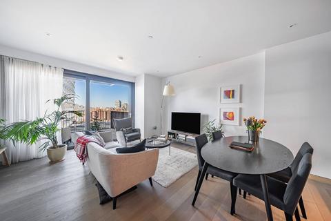 1 bedroom flat for sale, Embassy Gardens, Nine Elms, London, SW11
