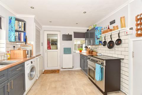 2 bedroom detached bungalow for sale, Pond Rise, West Chiltington RH20