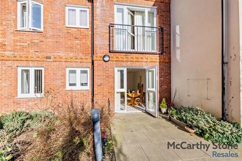 1 bedroom apartment for sale, Wolsey Place, London Road, Hailsham