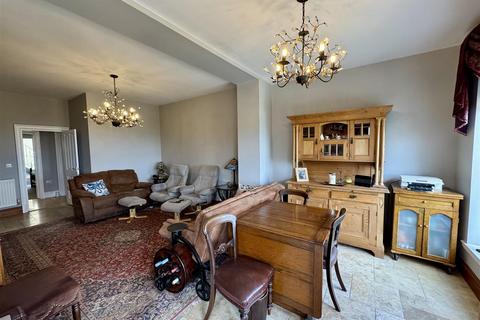 3 bedroom apartment for sale, 37 - 39 Wells Road, Malvern