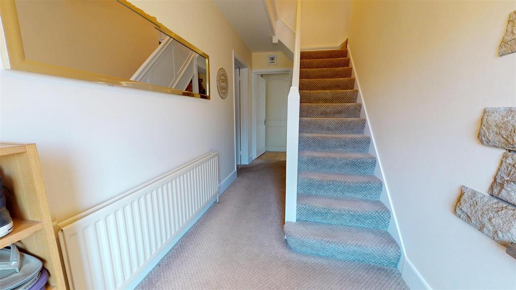 6-Hendrie-Close-09092025 130959.jpg
