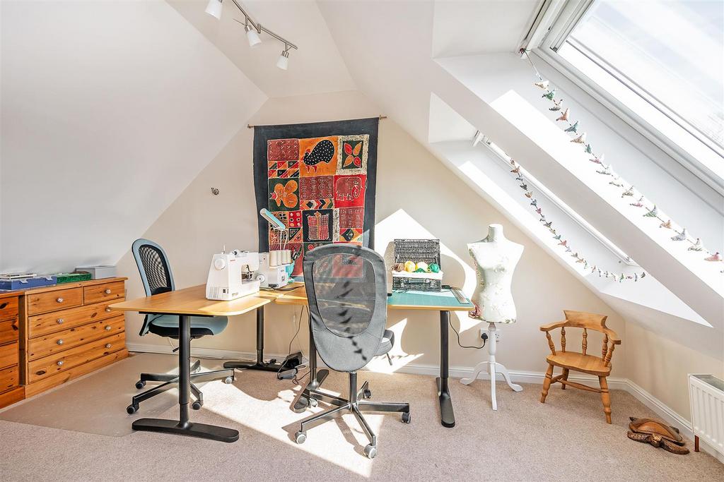 34 Whitefields Gate 88.jpg