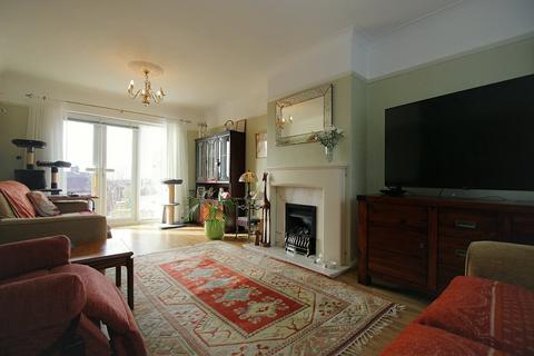3 bedroom semi-detached house for sale, Buttershaw Drive, Buttershaw, Bradford, BD6