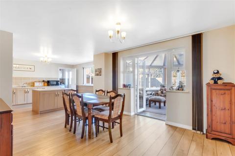 4 bedroom detached house for sale, Stone Pippin Orchard, Badsey