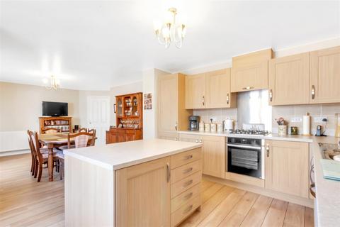 4 bedroom detached house for sale, Stone Pippin Orchard, Badsey
