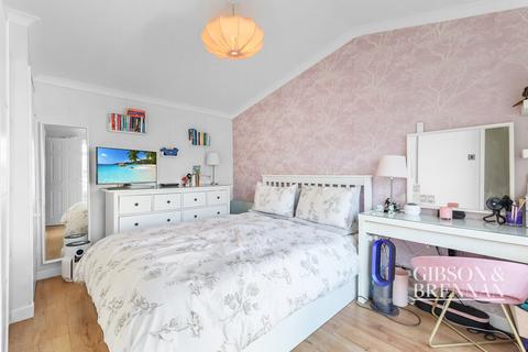 1 bedroom flat for sale, Whitcroft, Basildon, SS16