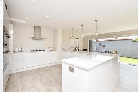 Chilham Road, Maidstone ME16