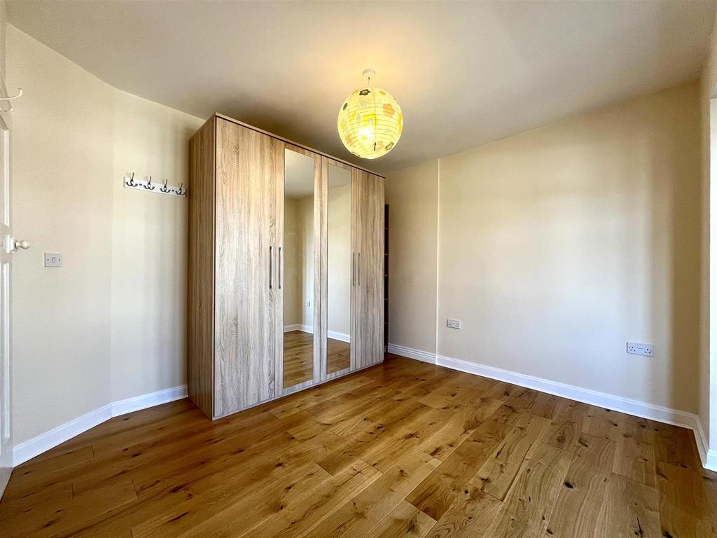 Bedroom 1 Aspect 2