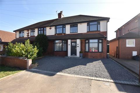 4 bedroom semi-detached house for sale, Thornham Old Road, Thornham, Royton, Oldham, OL2