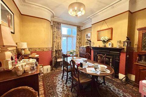 6 bedroom townhouse for sale, Magdalen Road, Bexhill-on-Sea, TN40