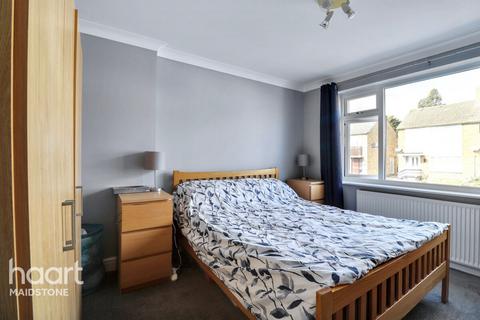 3 bedroom semi-detached house for sale, Roseholme, Maidstone