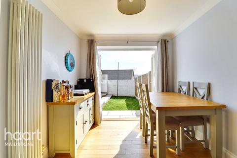 3 bedroom semi-detached house for sale, Roseholme, Maidstone