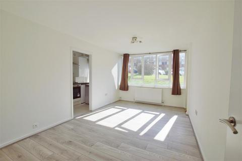 1 bedroom flat to rent, Ashbourne Court, Ashbourne Close, London N12
