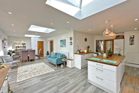 undefined, Cotwall End Road, Dudley, DY3