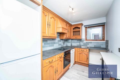 1 bedroom flat to rent, Ryeland Close, Yiewsley, West Drayton, UB7