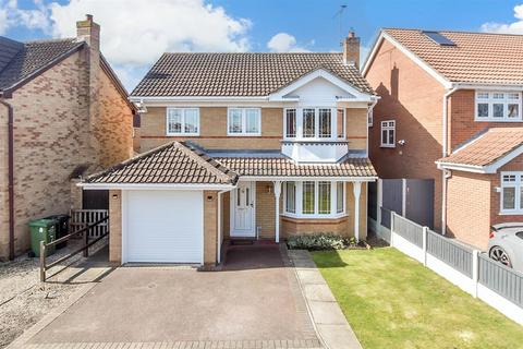 5 Cunningham Drive, Wickford, SS12 9PF