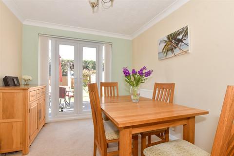 5 Cunningham Drive, Wickford, SS12 9PF