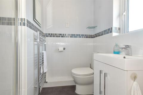5 Cunningham Drive, Wickford, SS12 9PF