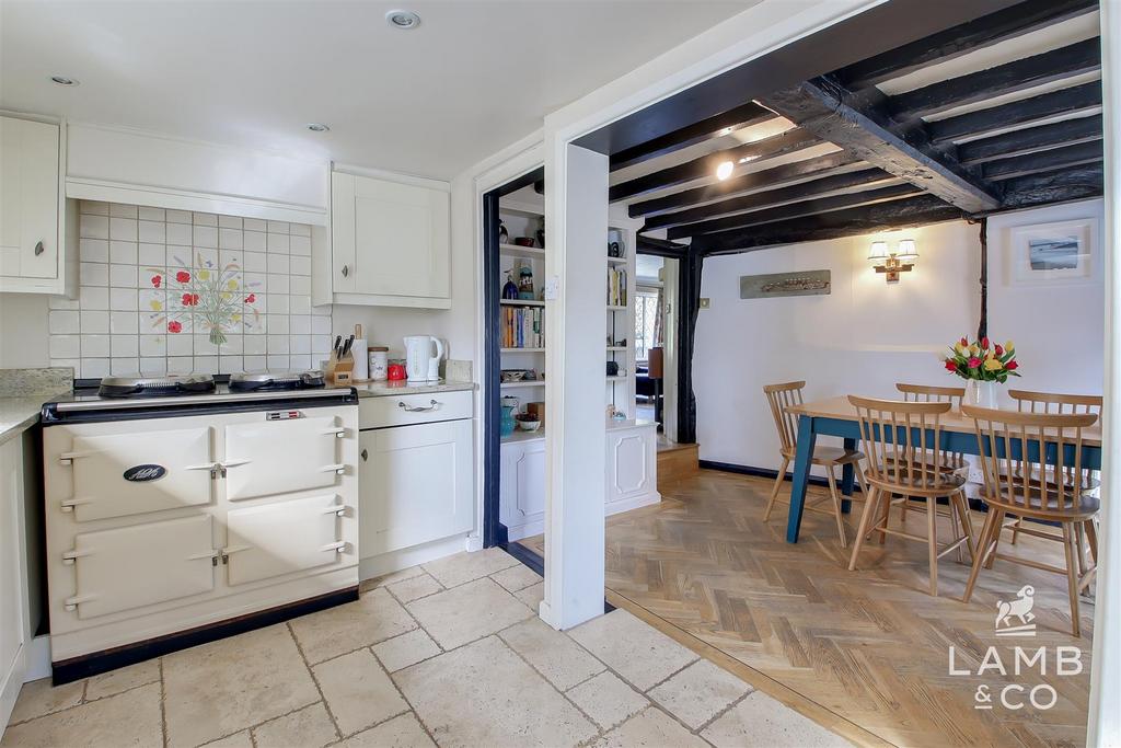Kitchen/dining room