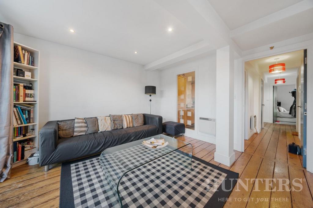 Flat 4, 1 A Dorset Road N15 5 AJ-11.jpg