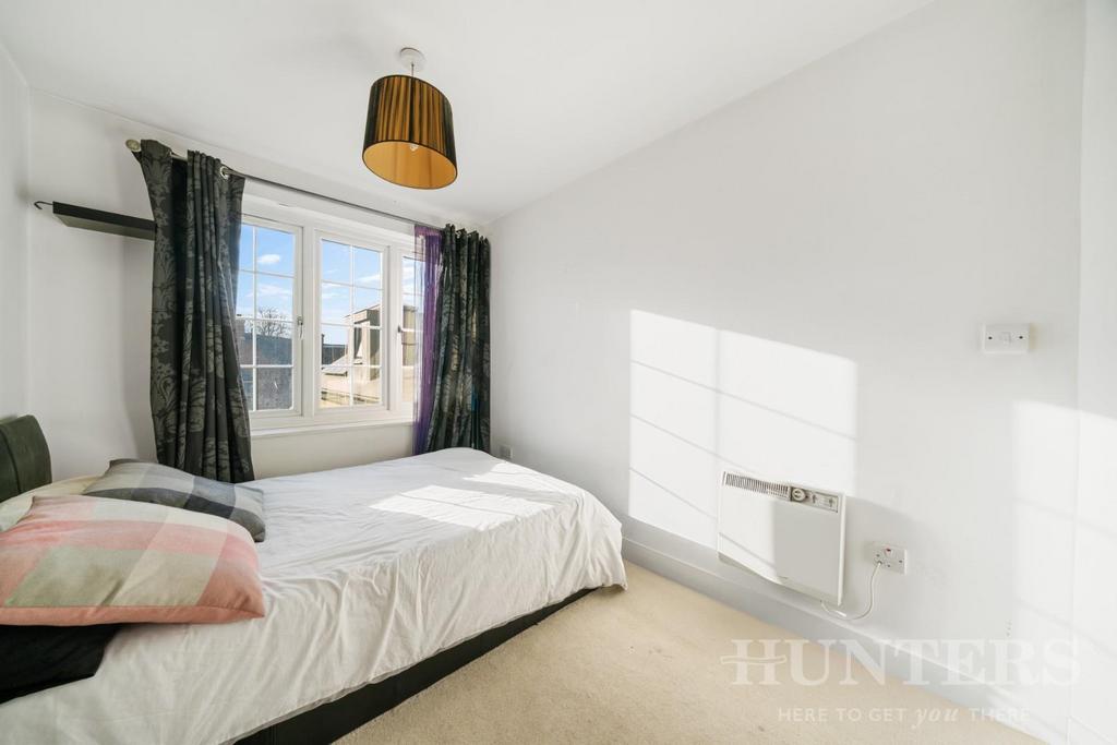 Flat 4, 1 A Dorset Road N15 5 AJ-5.jpg