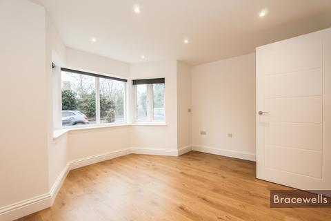 36 Hankins Lane, London, NW7 3AG