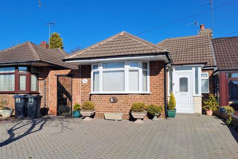 3 bedroom semi-detached bungalow for sale, Boyne Road, Sheldon, Birmingham