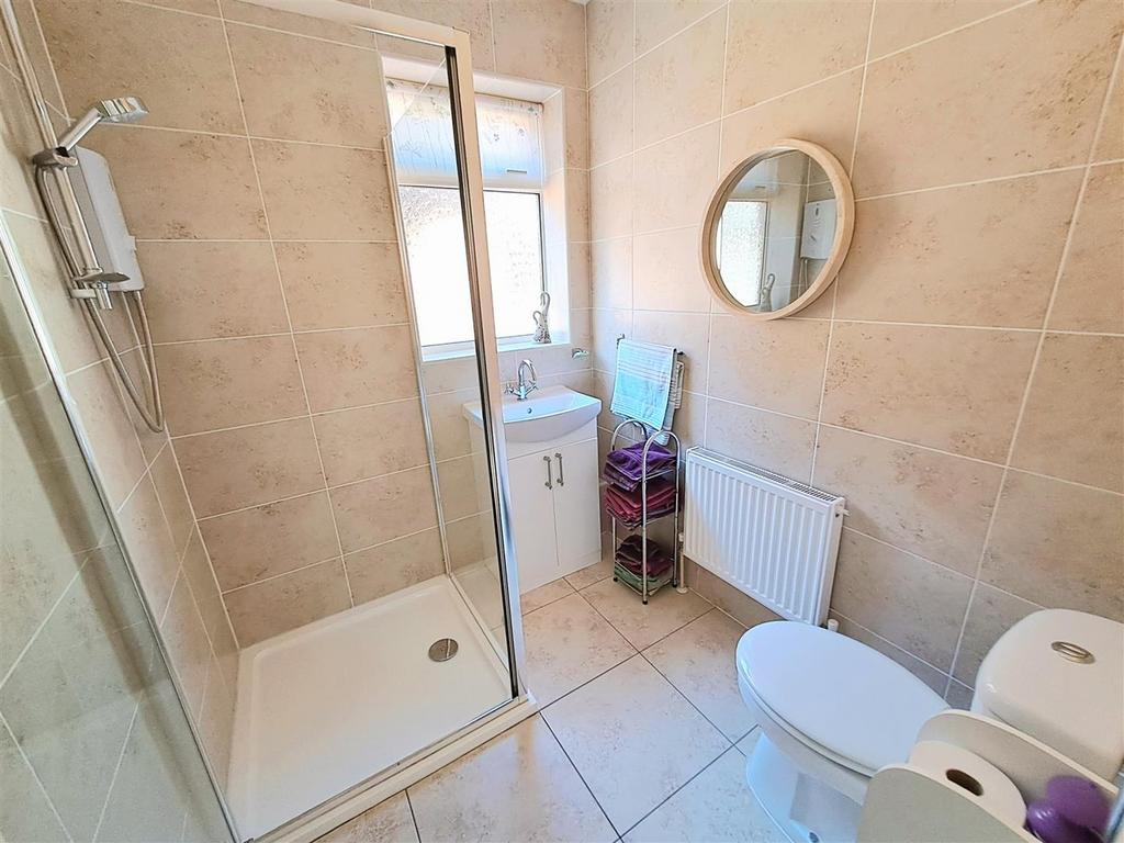 Re Fitted Shower Room