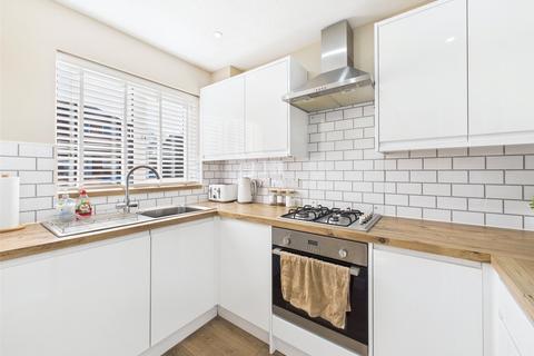 80 Bittern Avenue, Abbeydale, Gloucester, GL4 4WB