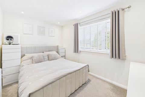 80 Bittern Avenue, Abbeydale, Gloucester, GL4 4WB