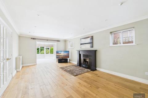 5 bedroom detached house for sale, Overchess Ridge, Chorleywood, Rickmansworth, WD3 5SF