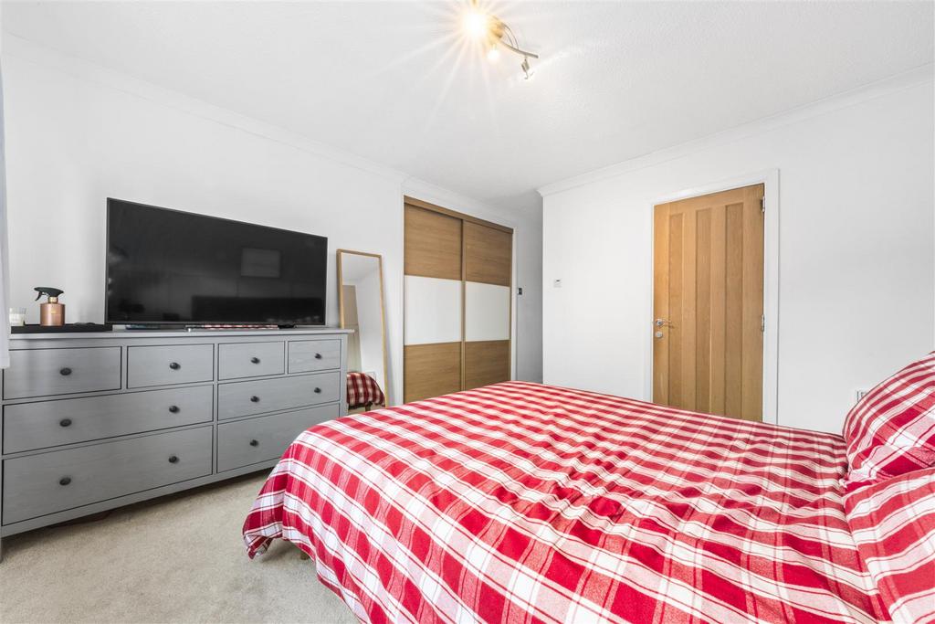 Principal Bedroom.JPG