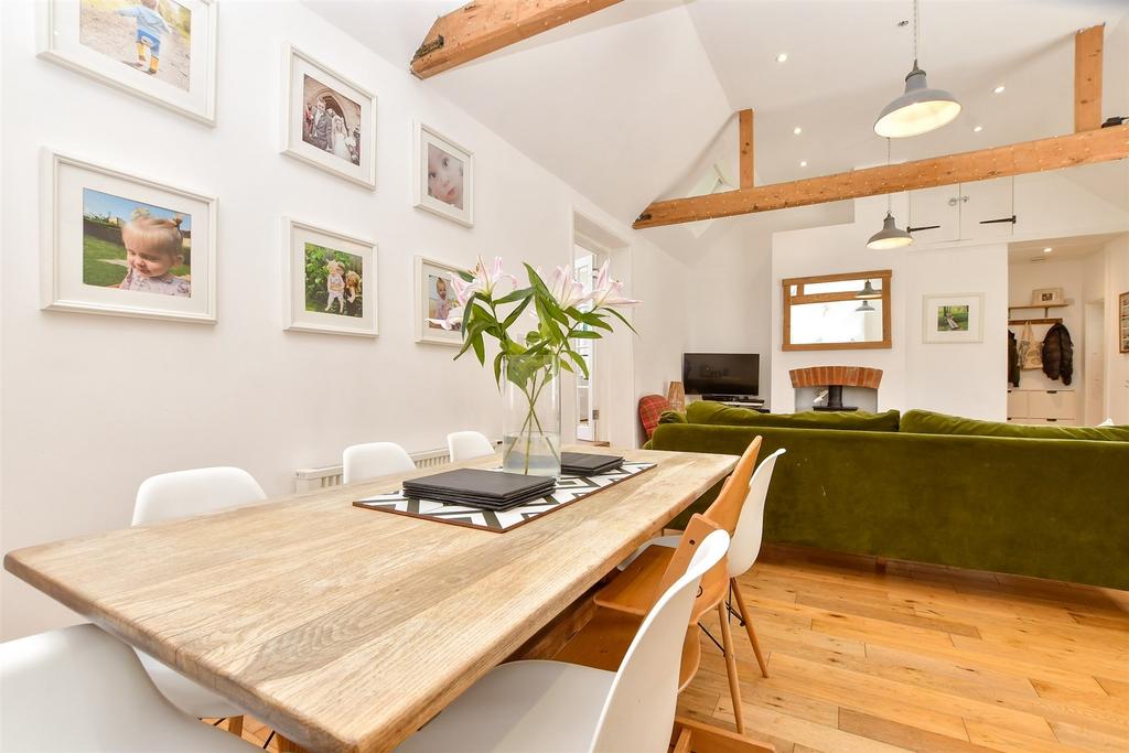 Kitchen / Living Room