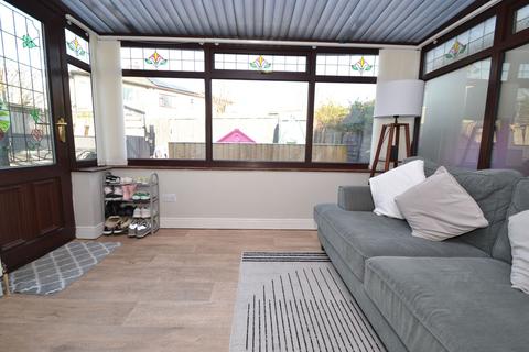 14 Kingsway, Bradford, BD2 1NE