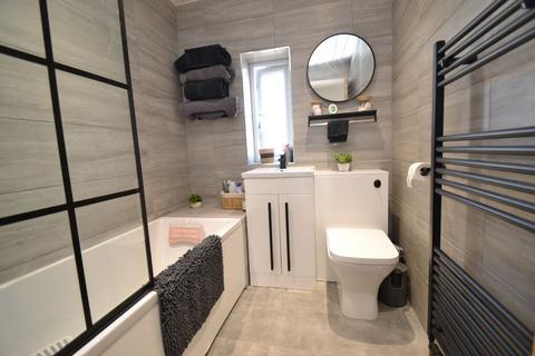 14 Kingsway, Bradford, BD2 1NE