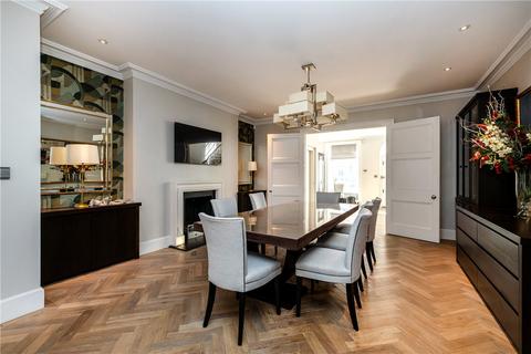 undefined, Chesterfield Hill, Mayfair, London, W1J