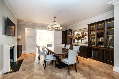 undefined, Chesterfield Hill, Mayfair, London, W1J
