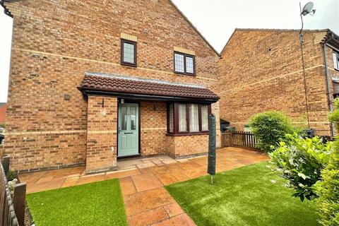2 bedroom cluster house to rent, The Paddocks, Flitwick, MK45 1XF