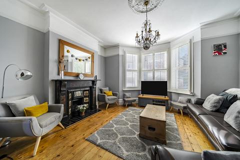 4 bedroom semi-detached house for sale, College Road, Bromley