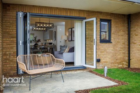 3 bedroom townhouse for sale, The Lymm, Northampton