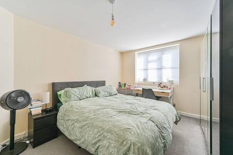 2 bedroom flat to rent, The Oval, Bexleyheath, Sidcup, DA15