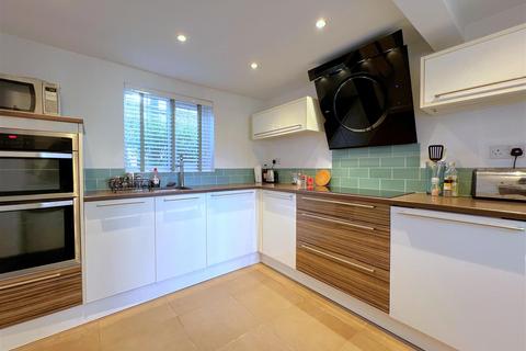 9 Keytes Lane, Barford, Warwick, CV35 8EP