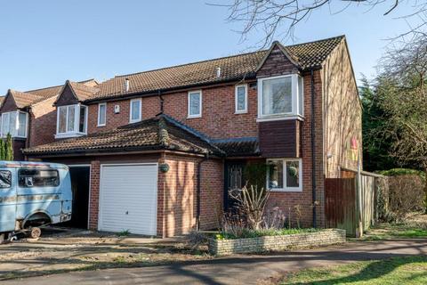 3 bedroom end of terrace house for sale, Bicester,  Oxfordshire,  OX26