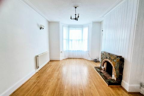 3 bedroom terraced house to rent, Thorpe Road,, Barking,, Essex,, IG11 9XJ, UK