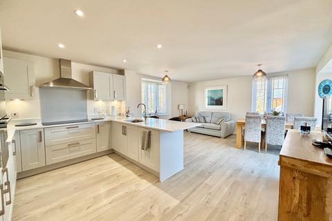 5 bedroom detached house for sale, Levetts Wood, Bexhill-on-Sea, TN39