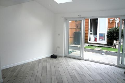 3 bedroom detached house for sale, Castle View Close, Redruth TR15